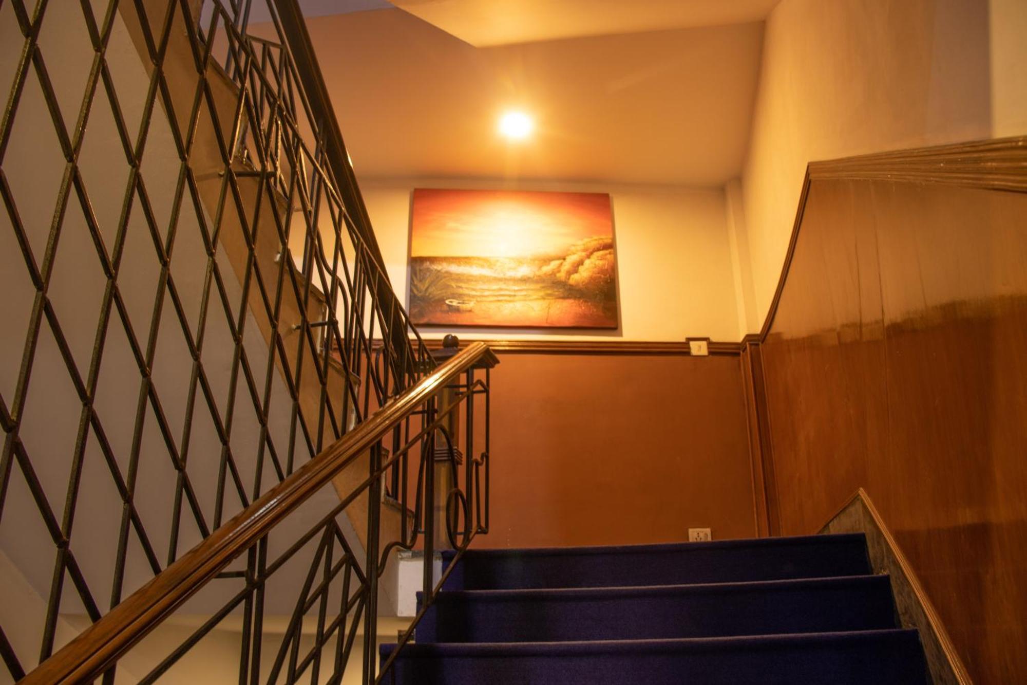Classic Serviced Apartments Jawlakhel Exterior photo