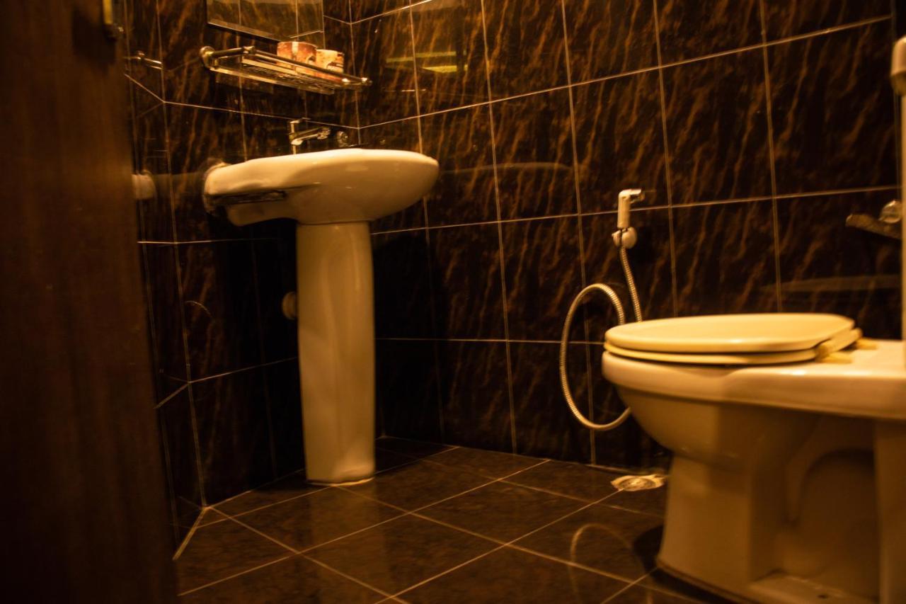 Classic Serviced Apartments Jawlakhel Exterior photo