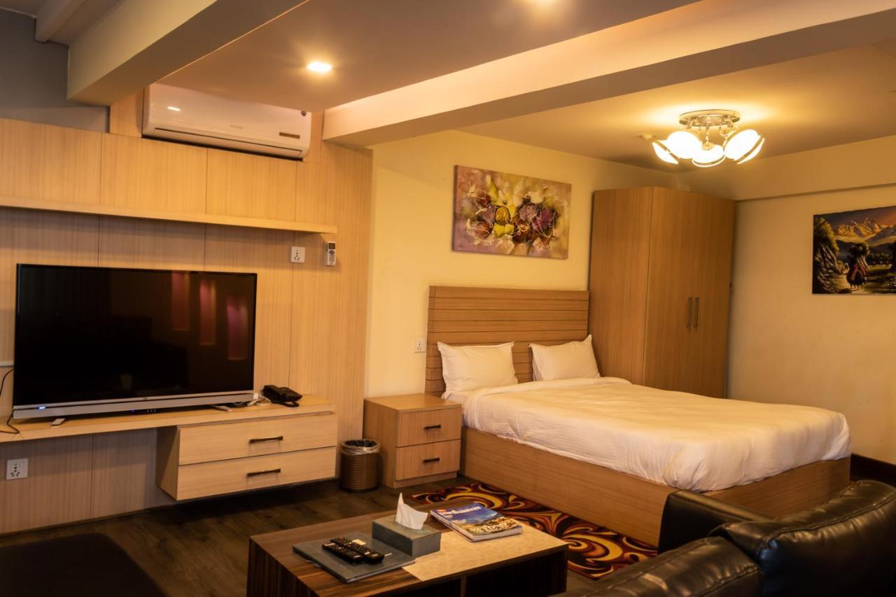 Classic Serviced Apartments Jawlakhel Exterior photo